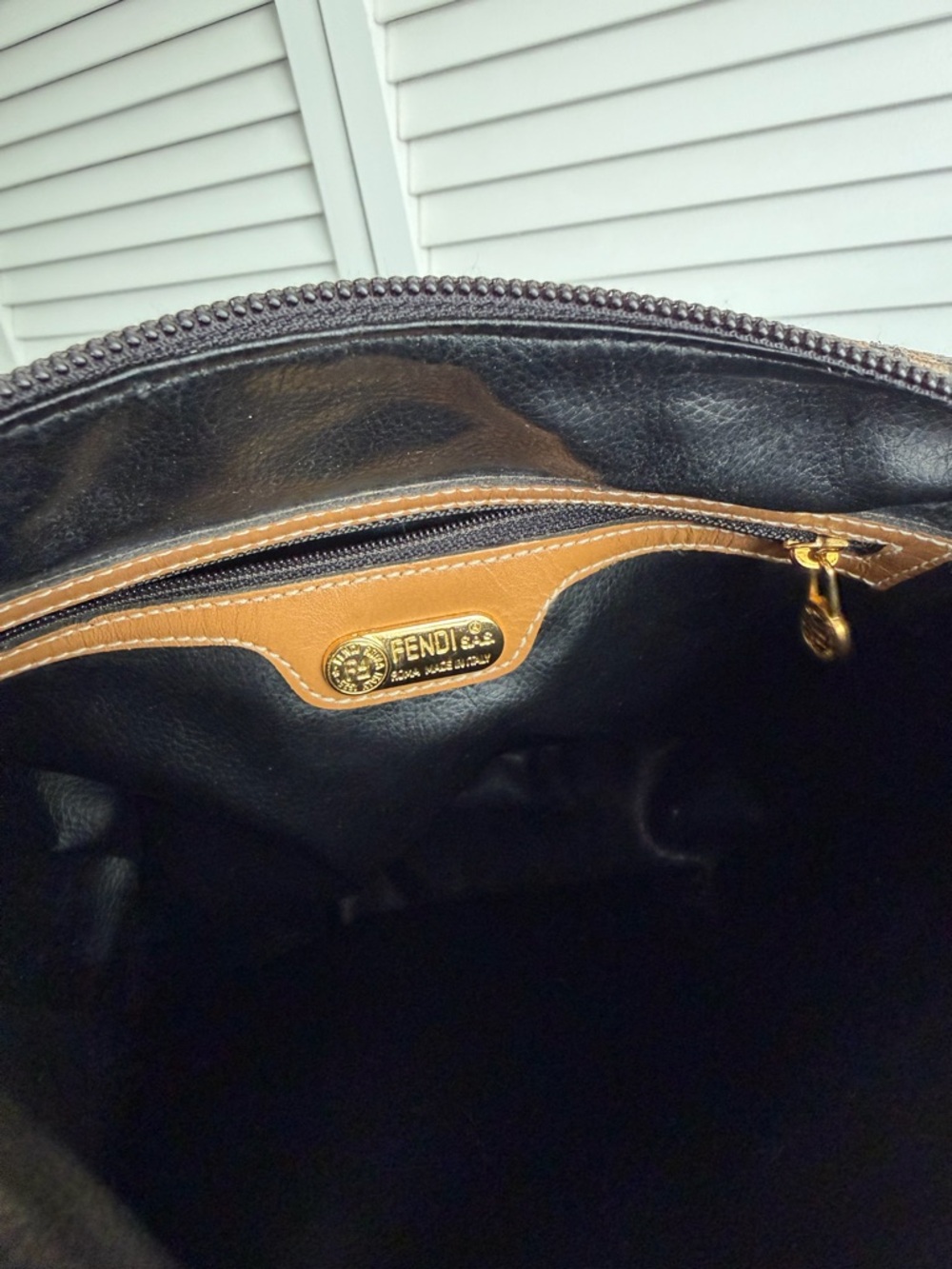 Vintage Fendi shoulder bag - Picture 9 of 11